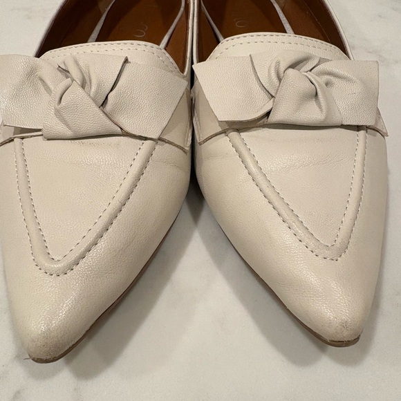 FRANCO SARTO | Raya Leather Loafers with Bow detail size 7.5 color putty - Picture 3 of 5
